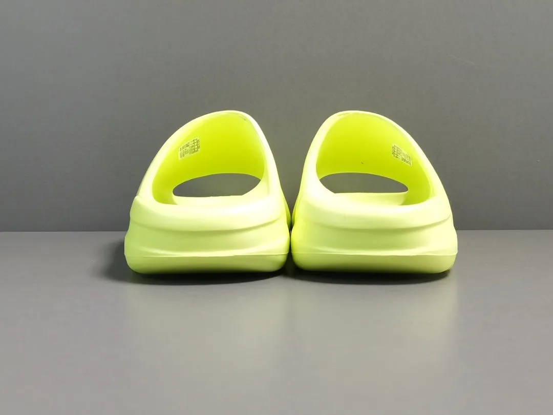 ADIDAS YEEZY SLIDE x GLOW GREEN