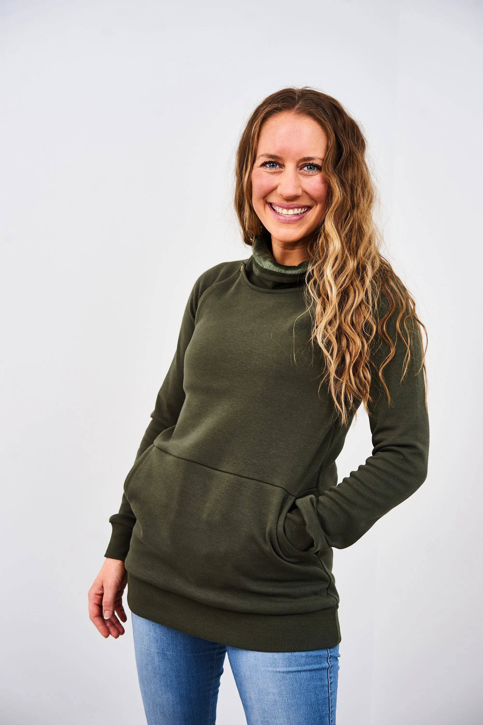 Latched Mama Harbor Snap Nursing Pullover