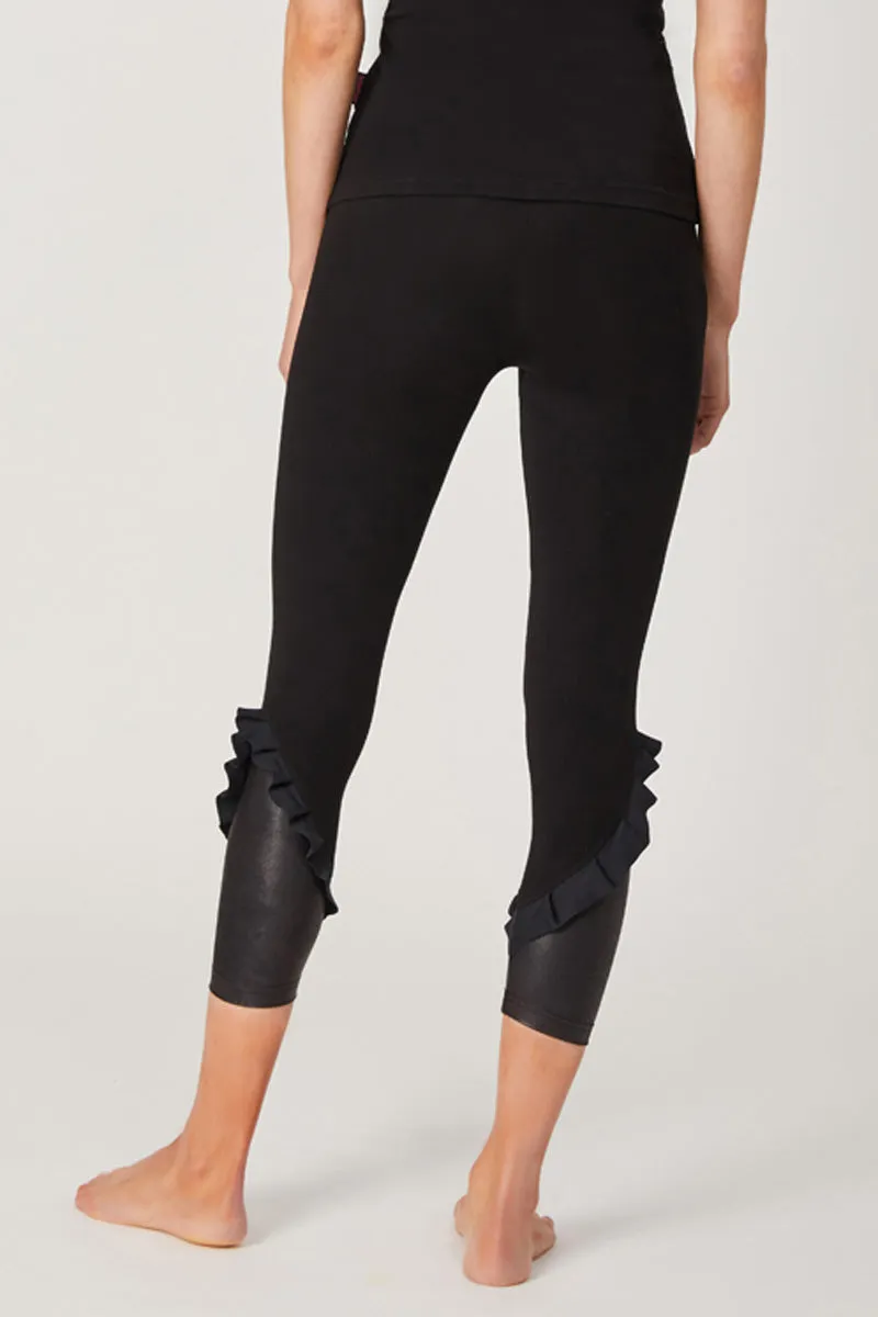 Medium Compression Waisted Cropped Leggings with Frill Side Detail Black